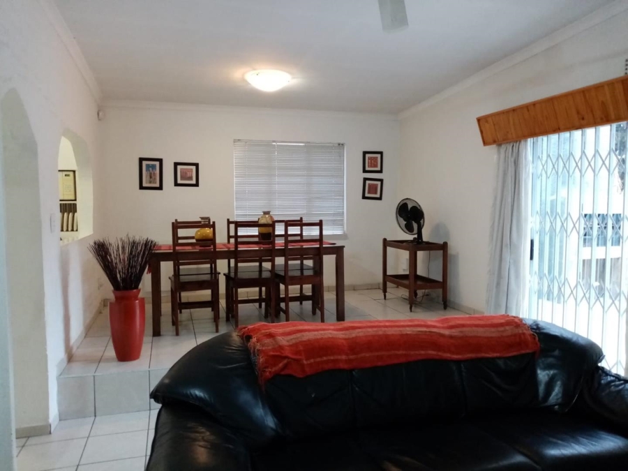 To Let 2 Bedroom Property for Rent in Fontainebleau Gauteng