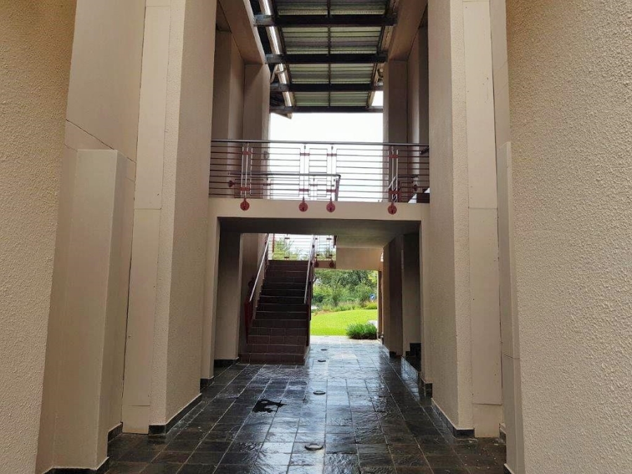 1 Bedroom Property for Sale in Jackal Creek Golf Estate Gauteng