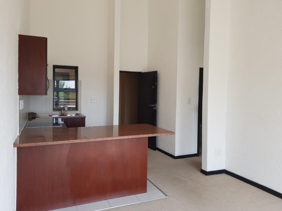 1 Bedroom Property for Sale in Jackal Creek Golf Estate Gauteng