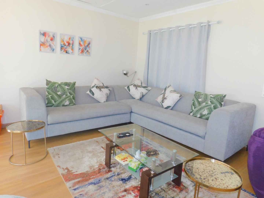 To Let 3 Bedroom Property for Rent in Petervale Gauteng