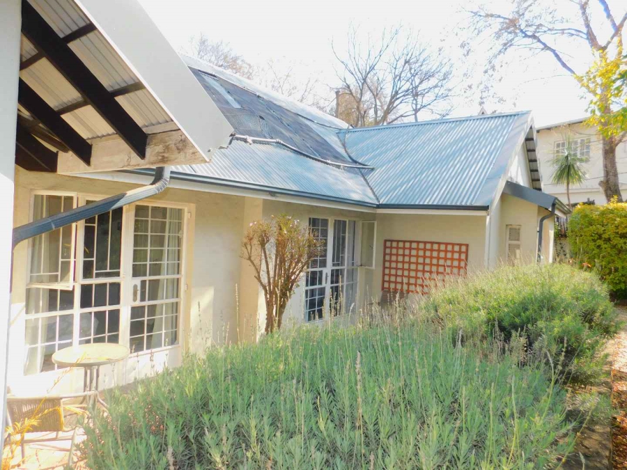 To Let 3 Bedroom Property for Rent in Petervale Gauteng
