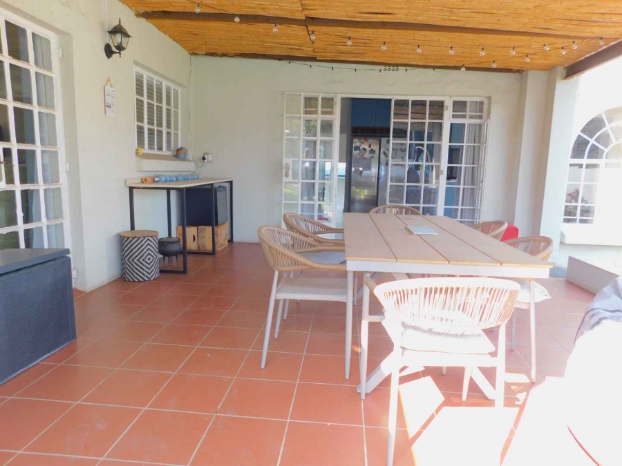To Let 3 Bedroom Property for Rent in Petervale Gauteng
