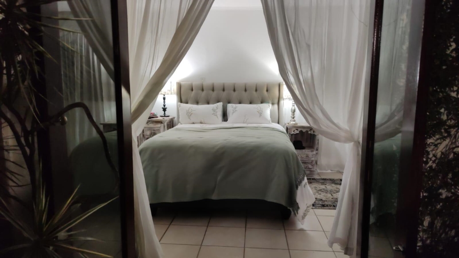 To Let 3 Bedroom Property for Rent in Kensington B Gauteng