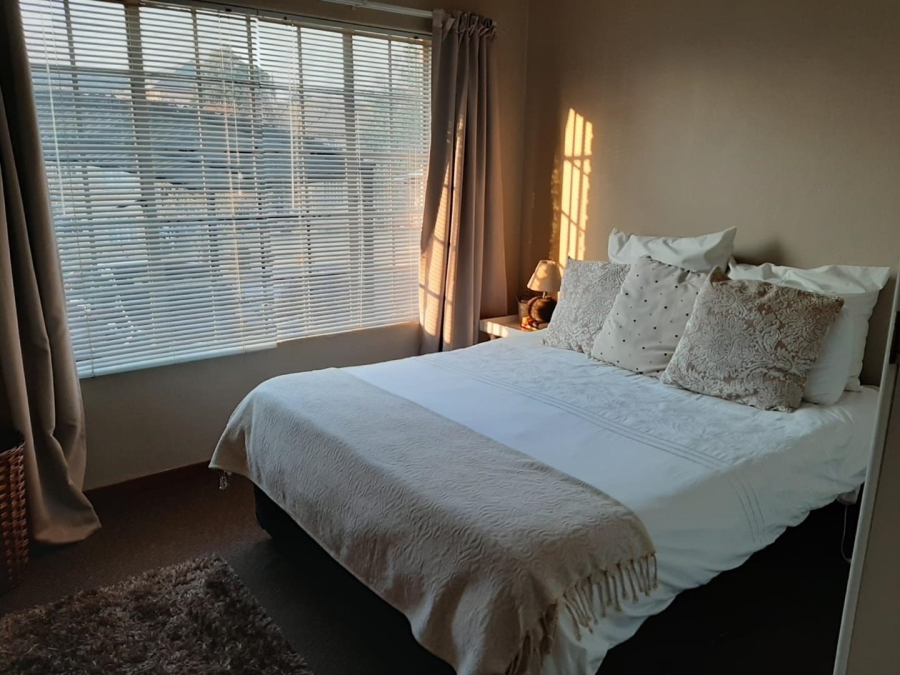 To Let 2 Bedroom Property for Rent in Ferndale Gauteng
