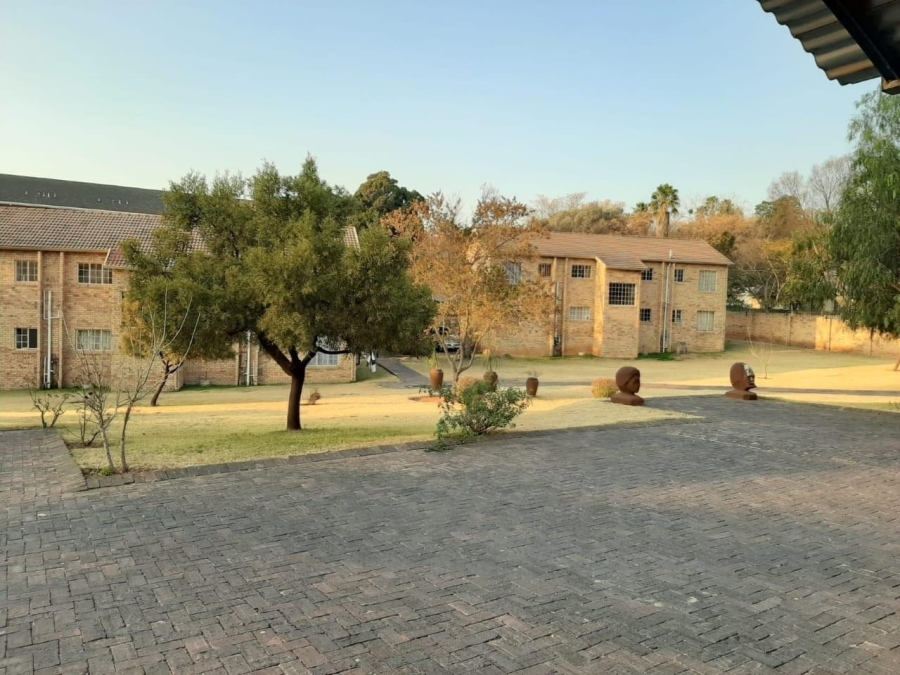 To Let 2 Bedroom Property for Rent in Ferndale Gauteng