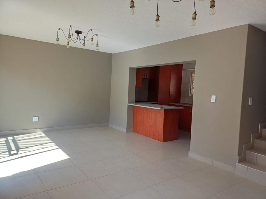 To Let 3 Bedroom Property for Rent in Olivedale Gauteng