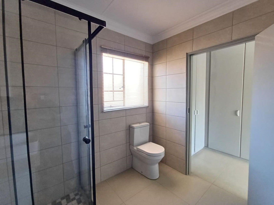 To Let 3 Bedroom Property for Rent in Olivedale Gauteng