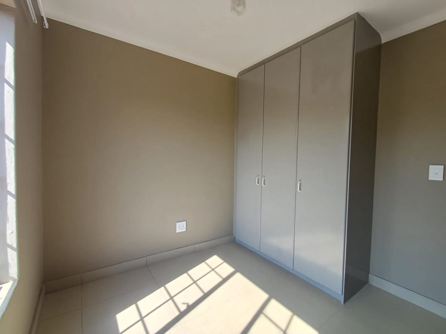 To Let 3 Bedroom Property for Rent in Olivedale Gauteng