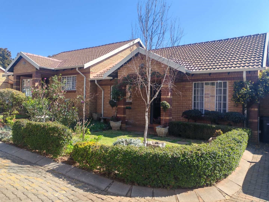 2 Bedroom Property for Sale in Clubview Gauteng