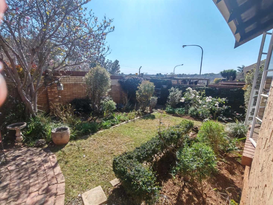 2 Bedroom Property for Sale in Clubview Gauteng