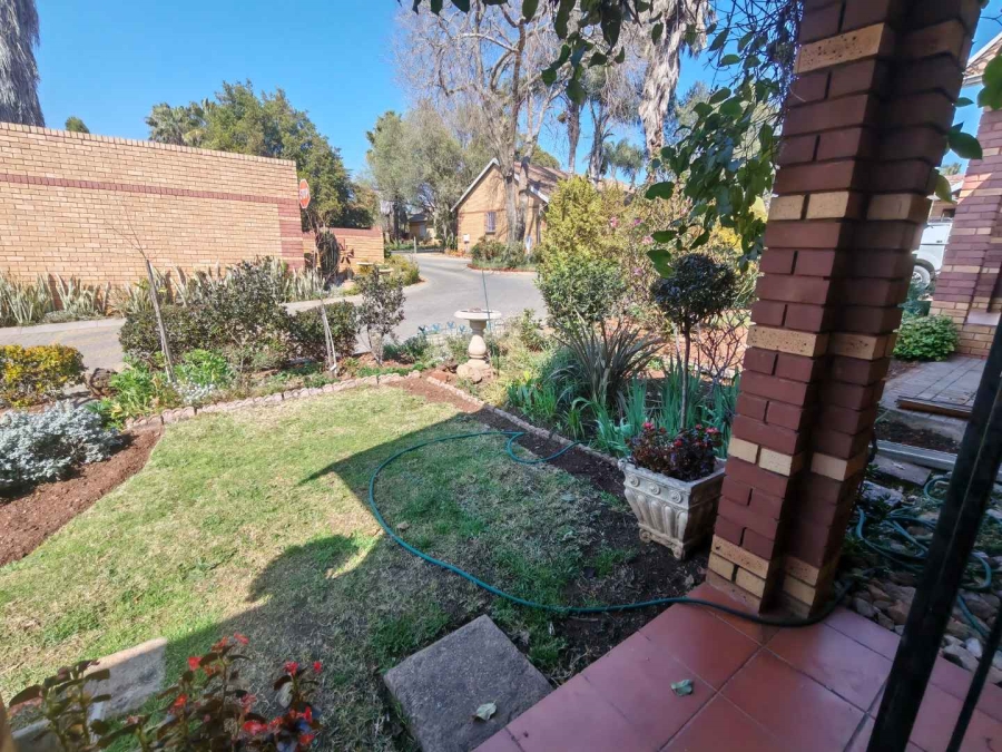 2 Bedroom Property for Sale in Clubview Gauteng