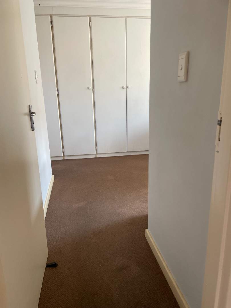 3 Bedroom Property for Sale in Die Hoewes Gauteng