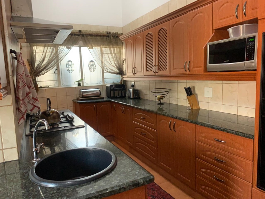 3 Bedroom Property for Sale in Van Riebeeck Park Gauteng