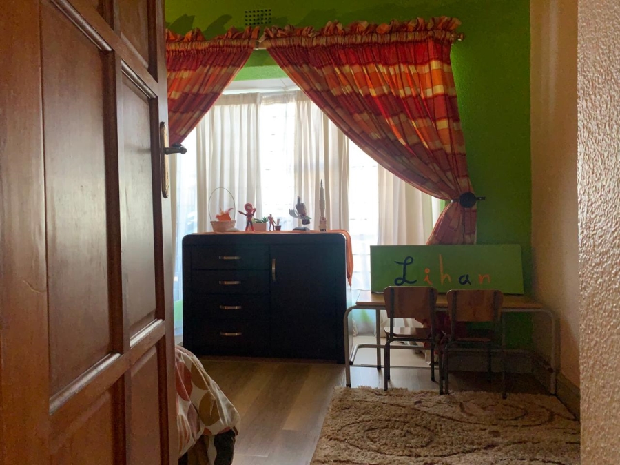 3 Bedroom Property for Sale in Van Riebeeck Park Gauteng