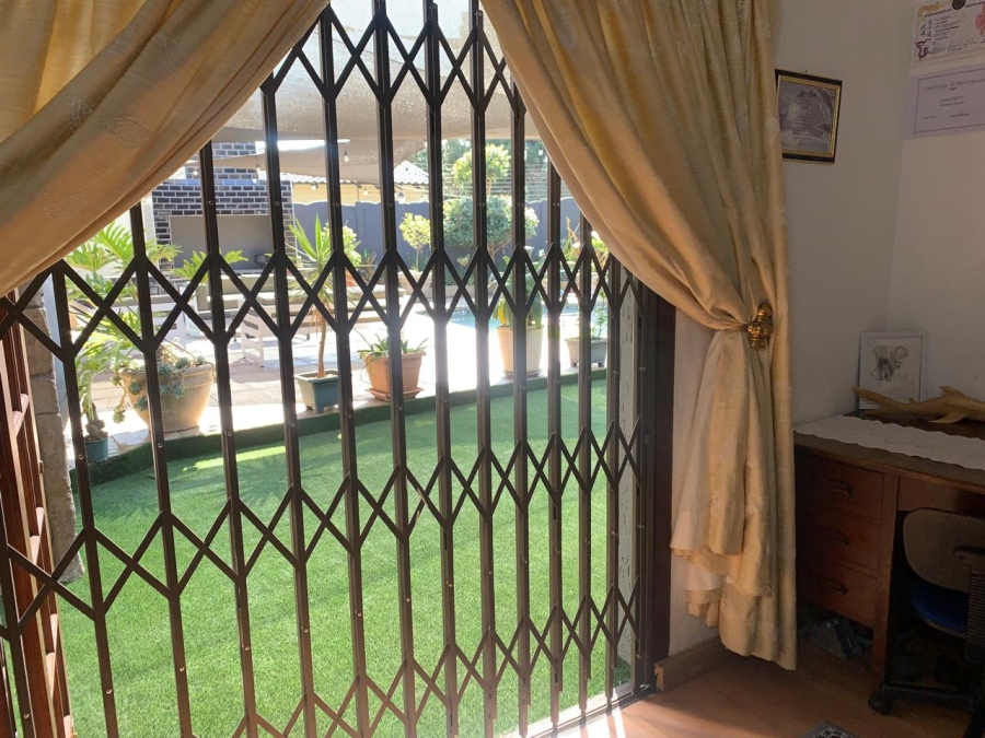 3 Bedroom Property for Sale in Van Riebeeck Park Gauteng