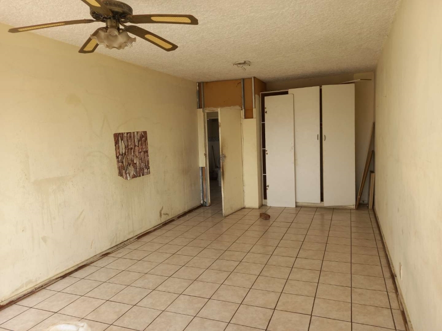1 Bedroom Property for Sale in Kempton Park Central Gauteng