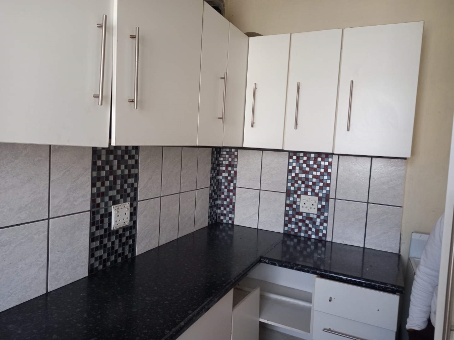1 Bedroom Property for Sale in Kempton Park Central Gauteng