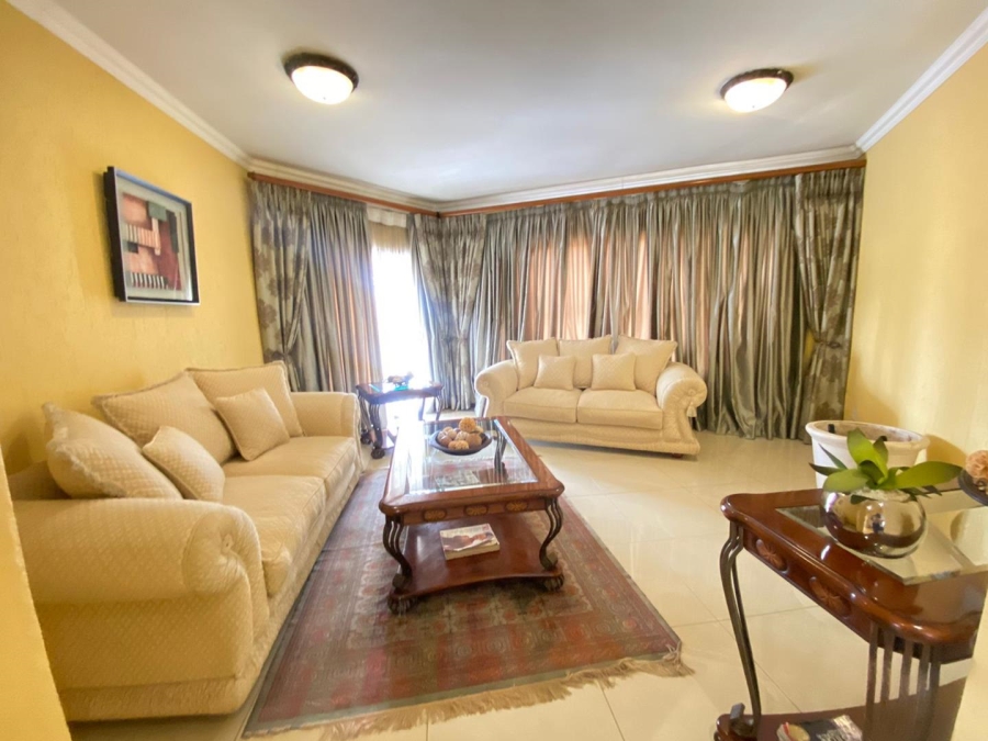 3 Bedroom Property for Sale in Birchleigh North Gauteng