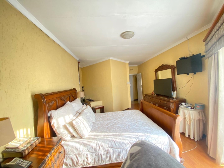 3 Bedroom Property for Sale in Birchleigh North Gauteng