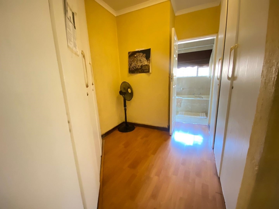 3 Bedroom Property for Sale in Birchleigh North Gauteng