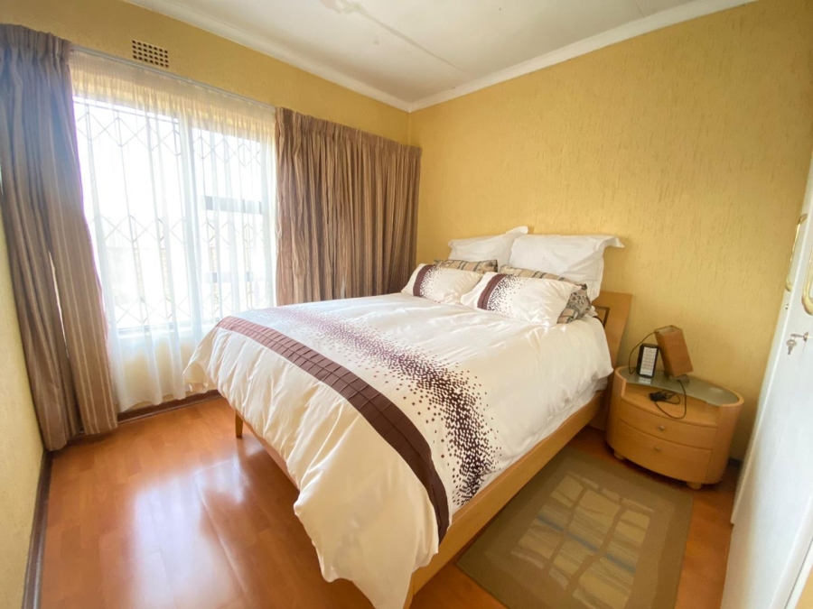 3 Bedroom Property for Sale in Birchleigh North Gauteng