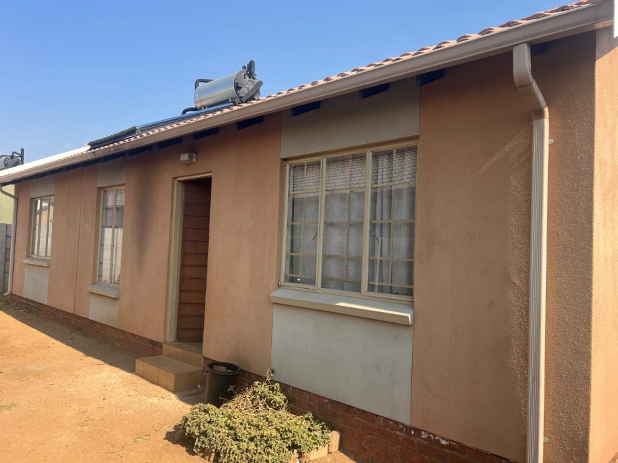 3 Bedroom Property for Sale in Sky City Gauteng