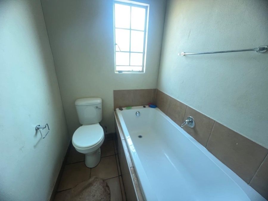 3 Bedroom Property for Sale in Sky City Gauteng