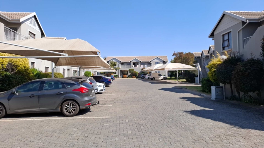 To Let 2 Bedroom Property for Rent in Meyersdal Gauteng