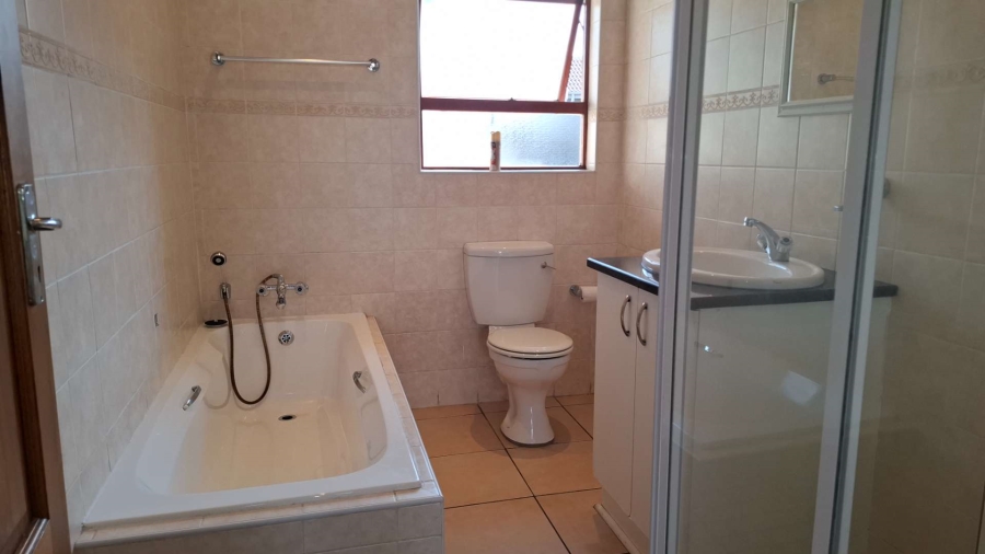 To Let 2 Bedroom Property for Rent in Meyersdal Gauteng