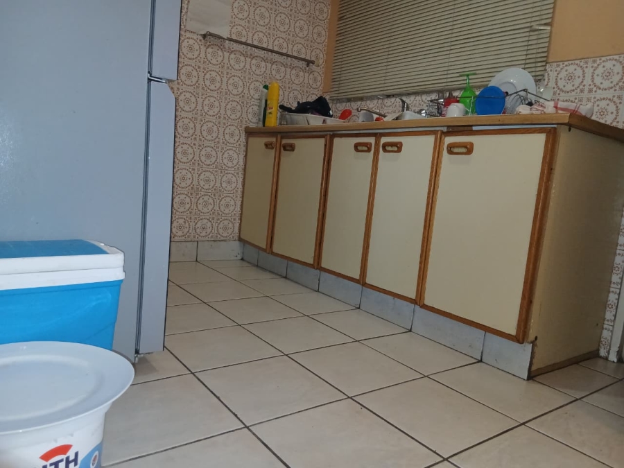 4 Bedroom Property for Sale in Brackenhurst Gauteng