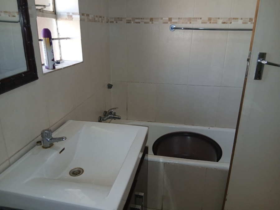 4 Bedroom Property for Sale in Brackenhurst Gauteng