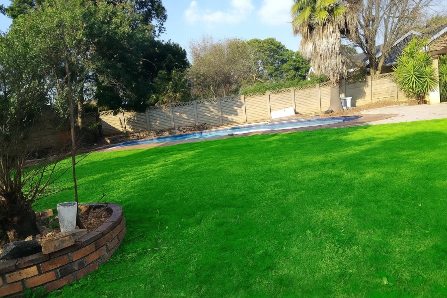 4 Bedroom Property for Sale in Brackenhurst Gauteng