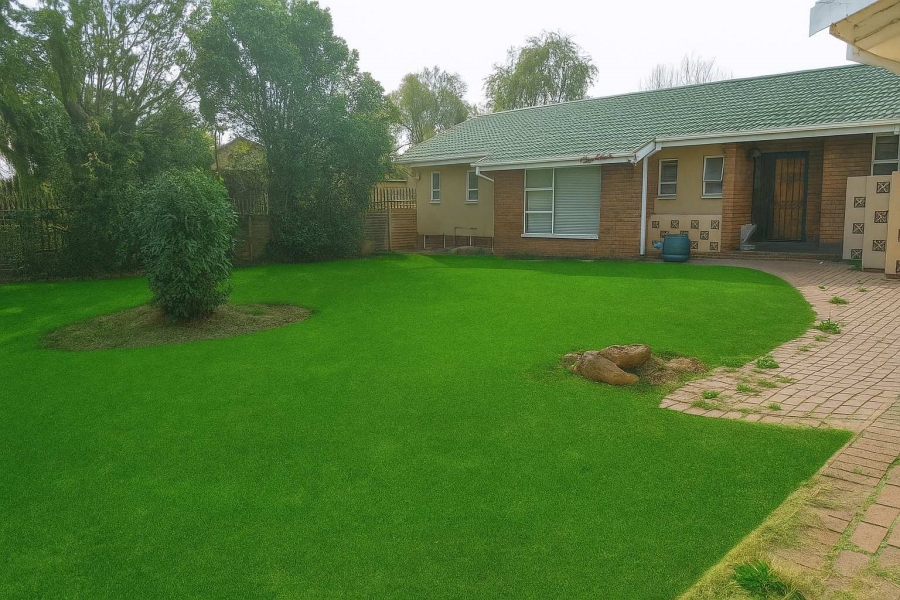 4 Bedroom Property for Sale in Brackenhurst Gauteng