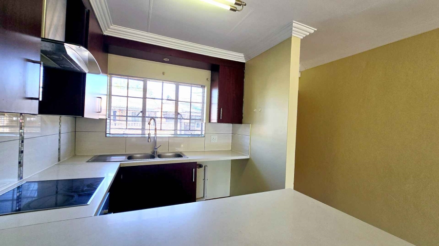 To Let 2 Bedroom Property for Rent in Doornpoort Gauteng