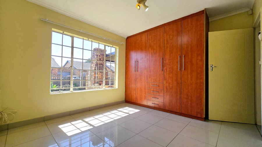 To Let 2 Bedroom Property for Rent in Doornpoort Gauteng