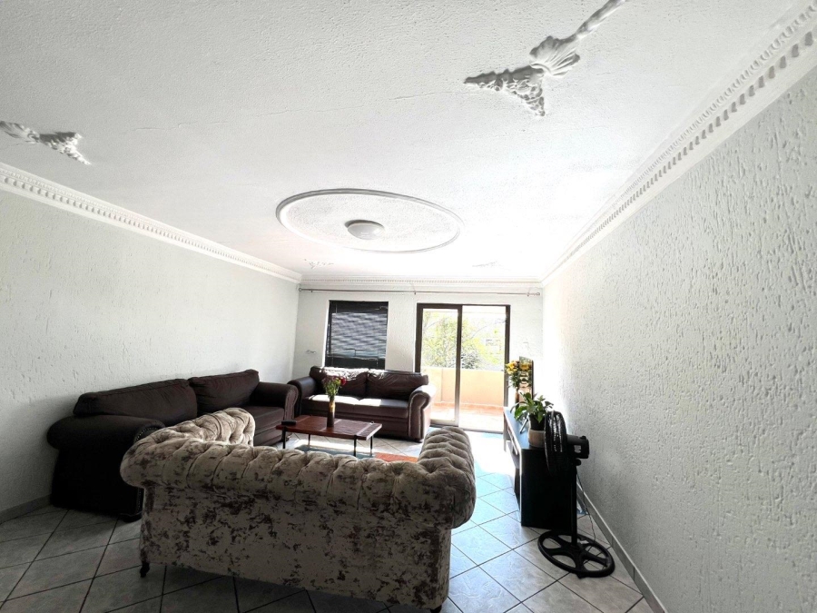 3 Bedroom Property for Sale in New Market Gauteng