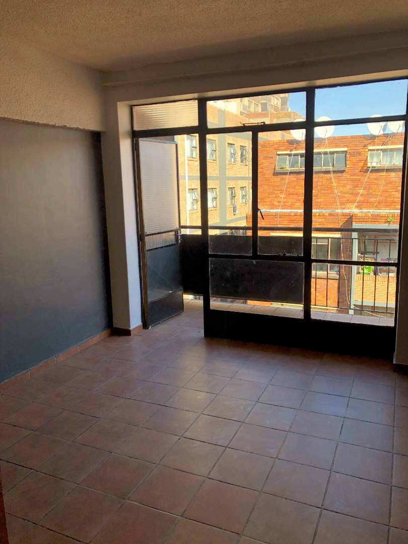 To Let 0 Bedroom Property for Rent in Hillbrow Gauteng