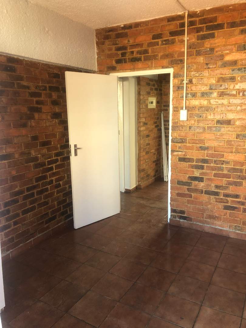 To Let 0 Bedroom Property for Rent in Hillbrow Gauteng