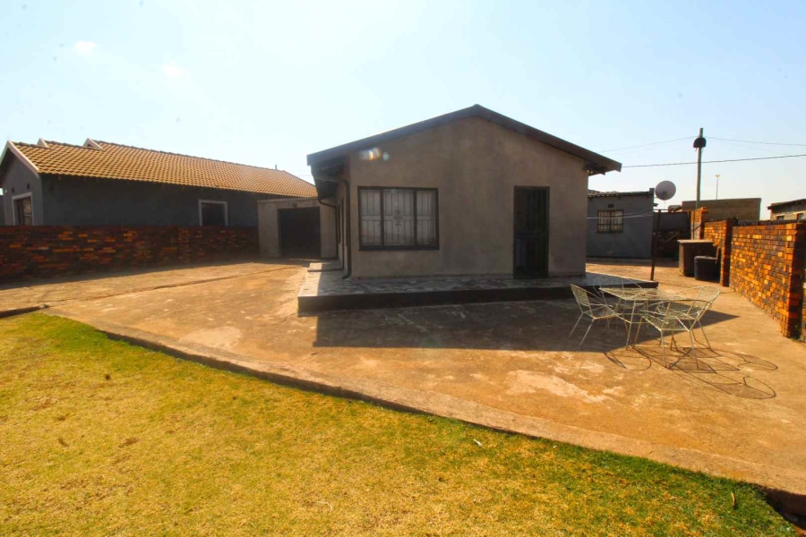 2 Bedroom Property for Sale in Vosloorus Gauteng