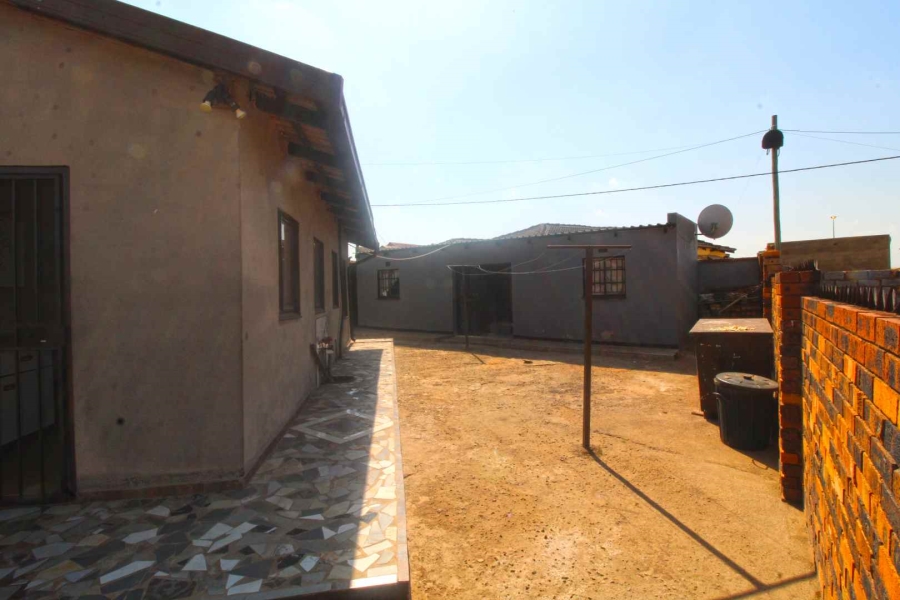2 Bedroom Property for Sale in Vosloorus Gauteng