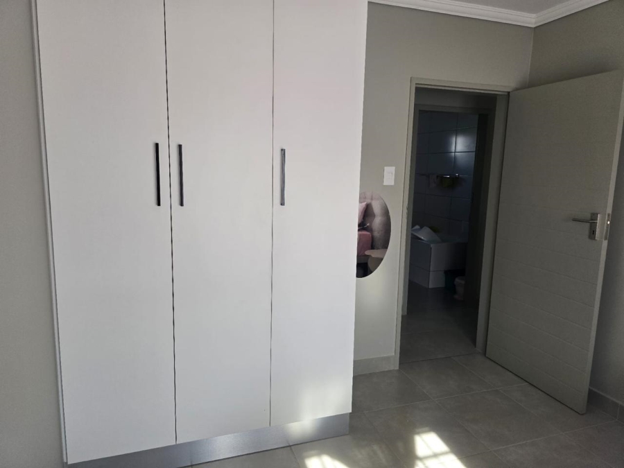 To Let 3 Bedroom Property for Rent in Lion Pride Gauteng