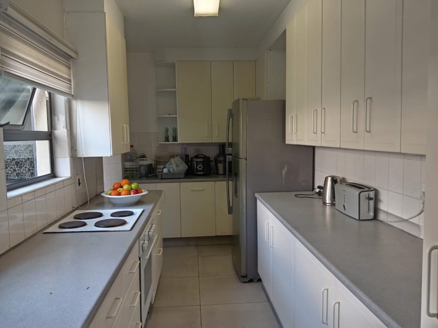 To Let 3 Bedroom Property for Rent in Corlett Gardens Gauteng