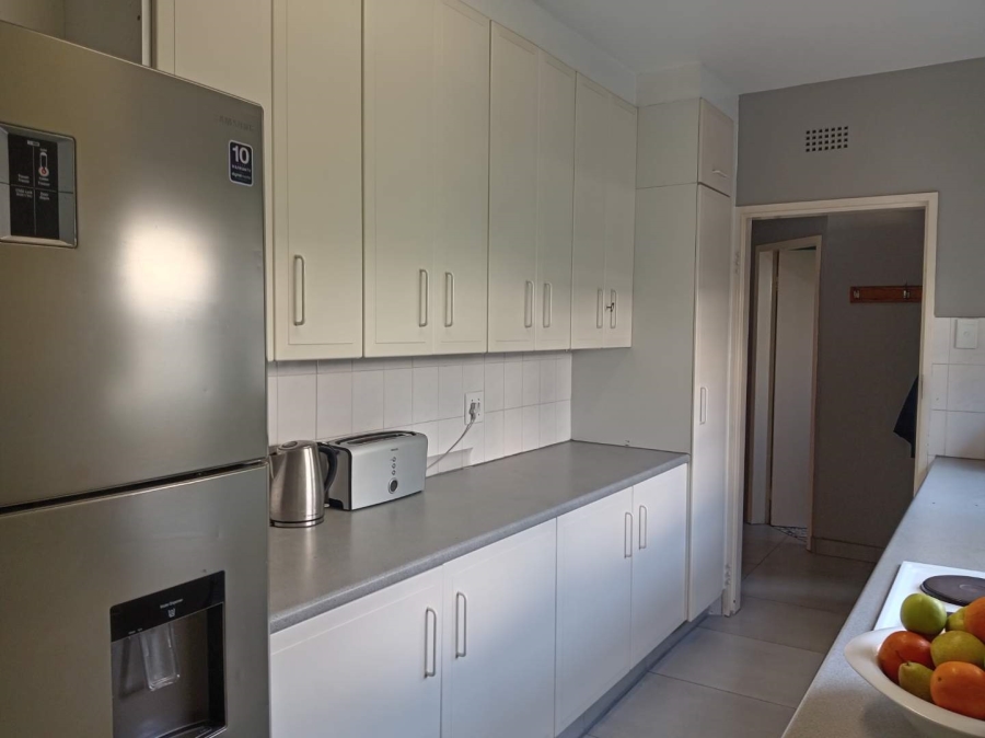 To Let 3 Bedroom Property for Rent in Corlett Gardens Gauteng