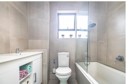 To Let 3 Bedroom Property for Rent in Corlett Gardens Gauteng