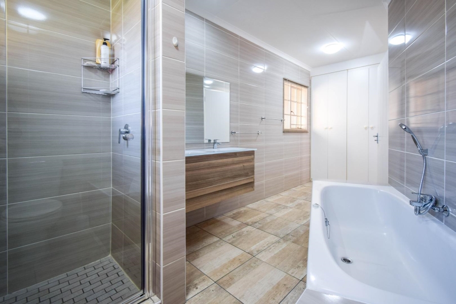 3 Bedroom Property for Sale in Moreleta Park Gauteng