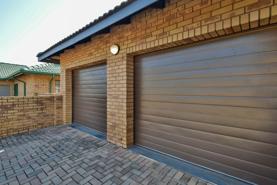 3 Bedroom Property for Sale in Moreleta Park Gauteng