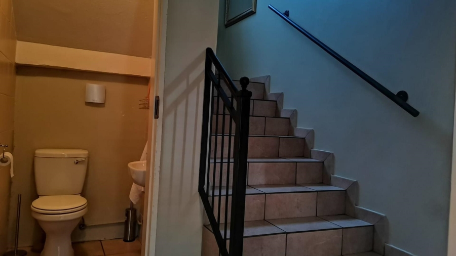 3 Bedroom Property for Sale in Rooihuiskraal North Gauteng
