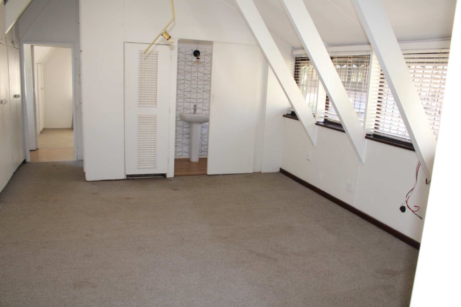 3 Bedroom Property for Sale in Doornkloof A H Gauteng
