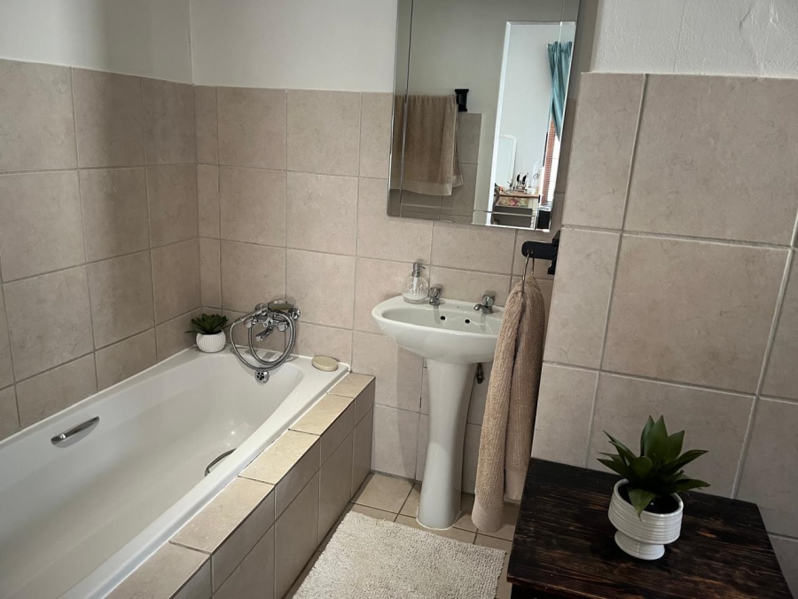 4 Bedroom Property for Sale in Clubview Gauteng