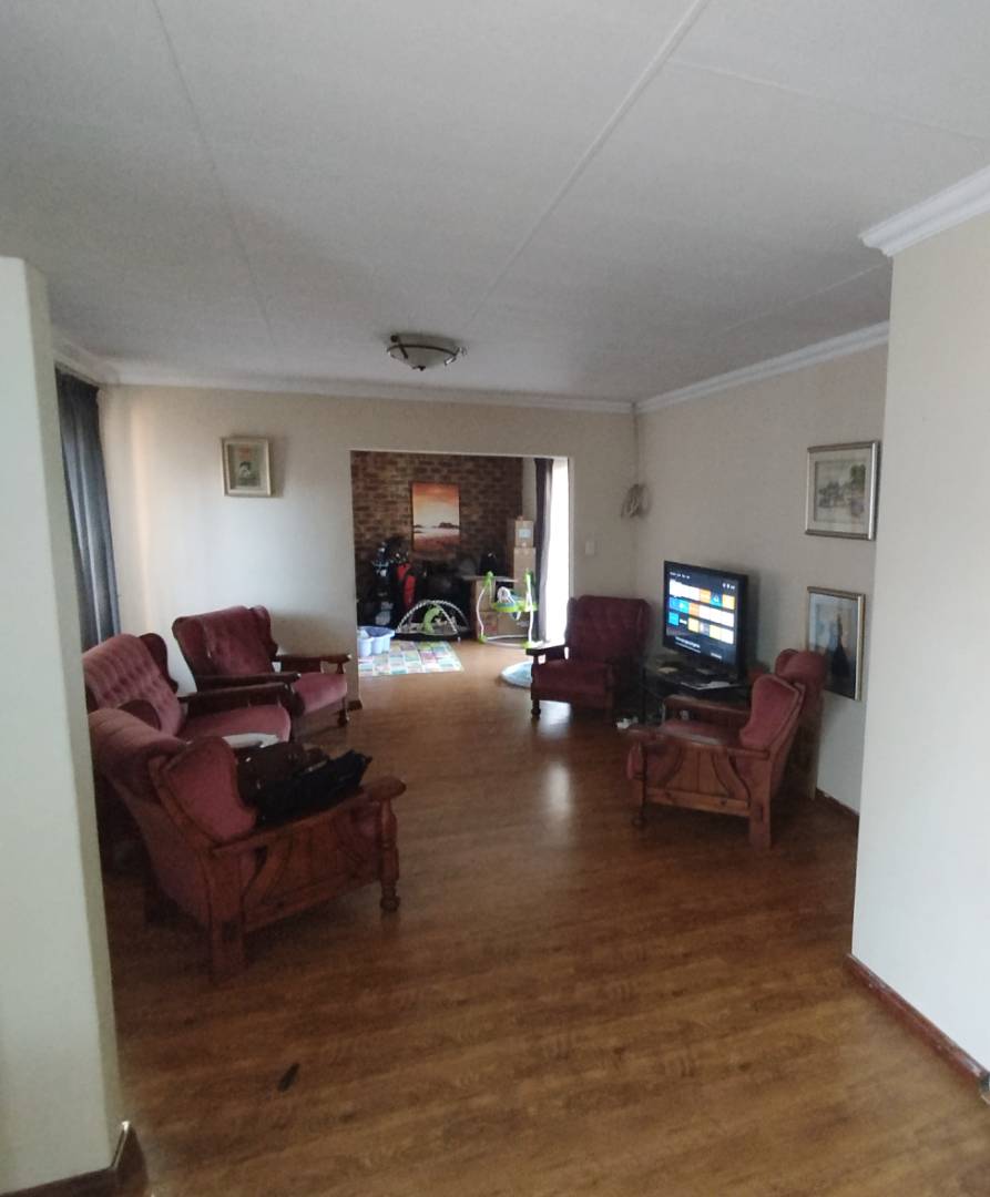 3 Bedroom Property for Sale in Doornpoort Gauteng